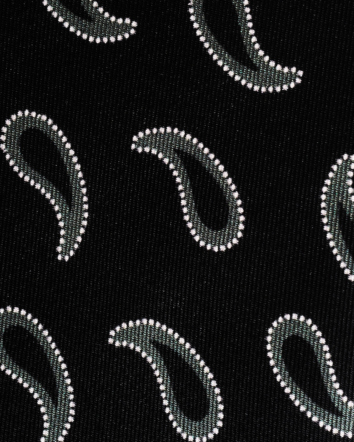 Black paisley self-tipped silk necktie – Gherkin