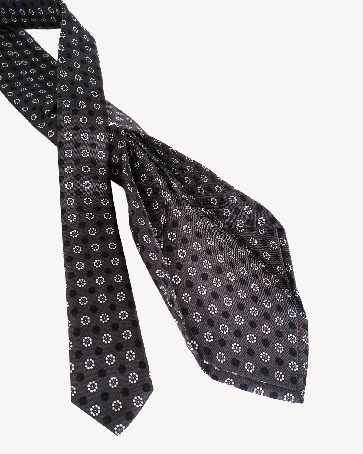 Floral self-tipped silk necktie – Evening blossom