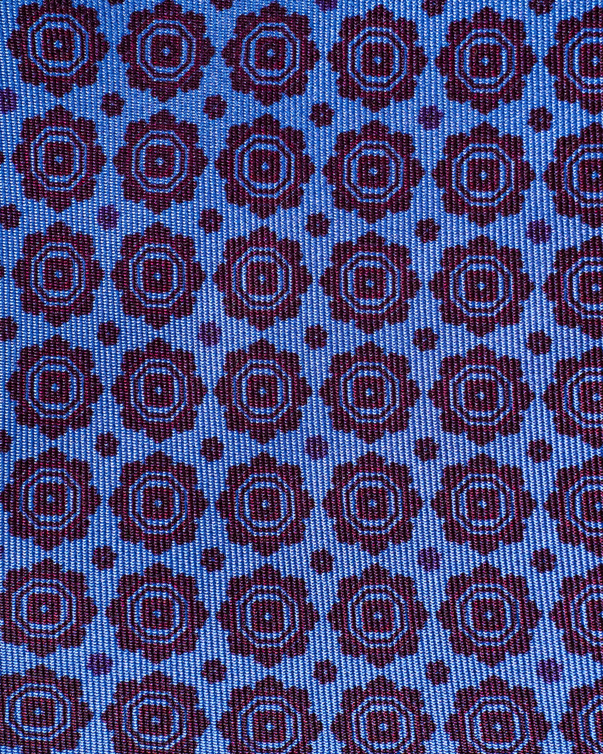 Medallion self-tipped silk necktie – Blue ambrosia